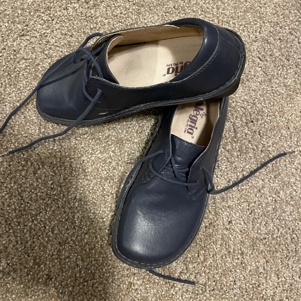 Navy Alegria nursing shoes size 8 worn twice $20